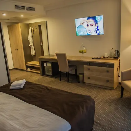 Hotell Bernardazzi Grand Chişinau