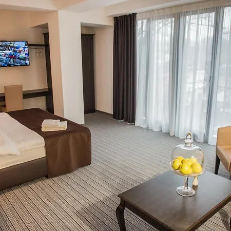 Bernardazzi Grand 4* 基希讷乌